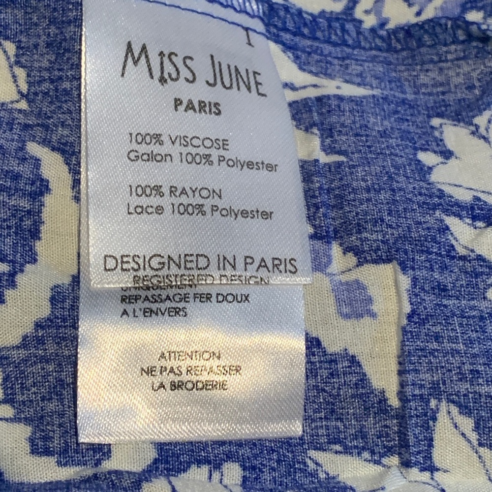 Miss June Paris ~ Chiara Dress /Elegant Blue Floral Long Sleeve Dress
Size F - Picture 6 of 9
